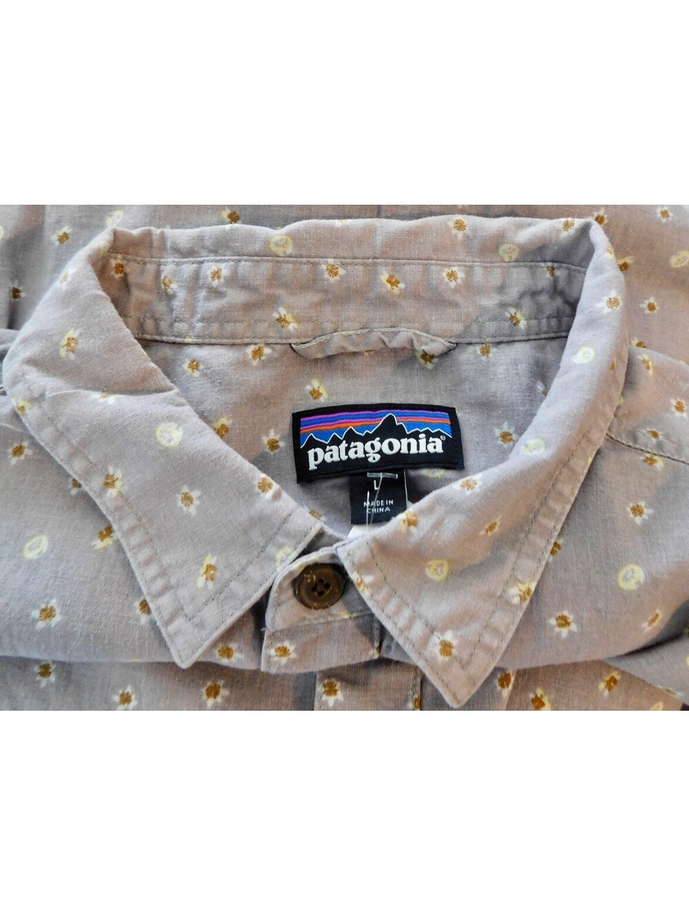 Patagonia Men's Large Shirt Gray Daisy Print Hemp Organic Cotton Short Sleeve - Picture 3 of 3